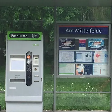 / Messe *